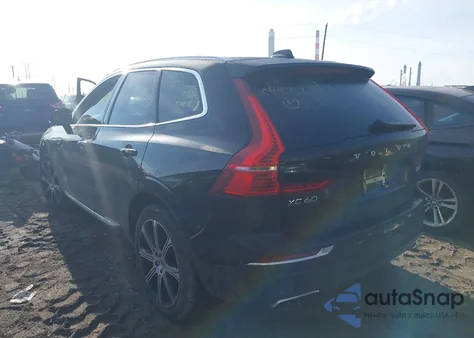 2018 Volvo Xc60 T6 Inscription z USA, uszkodzony, nr VIN YV4A22RL6J1049736